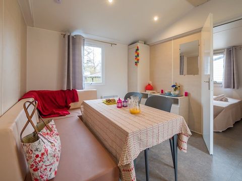 MOBILHOME 4 personnes - Comfort | 2 Ch. | 4 Pers. | Petite Terrasse