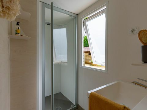 MOBILHOME 6 personnes - COTTAGE 6p 3ch ***