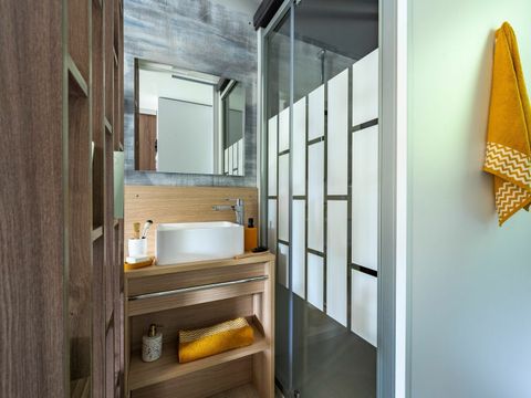 MOBILHOME 6 personnes - COTTAGE Exclusif 6p 3ch PREMIUM SPA