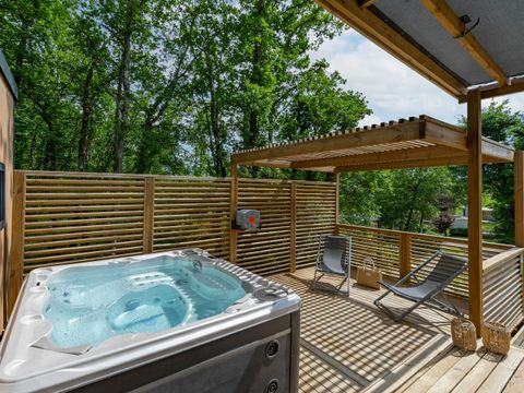 MOBILHOME 6 personnes - COTTAGE Exclusif 6p 3ch PREMIUM SPA