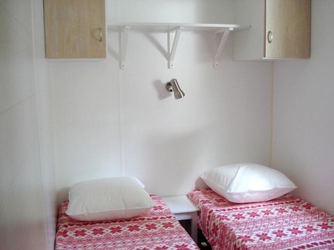 MOBILHOME 6 personnes - "Confort" Esprit Montagne - 4/6 places