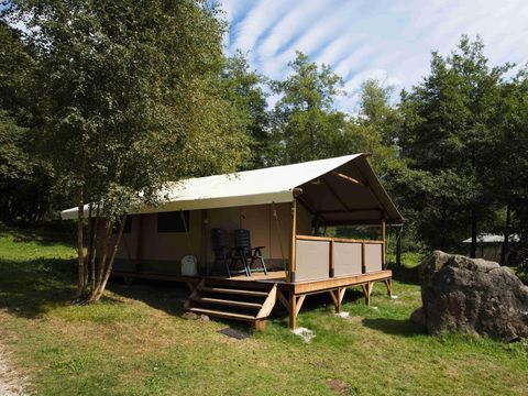 Tente en toile et en bois 5 personnes - Grande Lodge Nature et Luxe