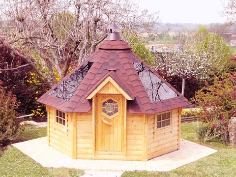 HÉBERGEMENT INSOLITE 2 personnes - Bulle en Bois de Chantilly, sans sanitaires, sans cuisine