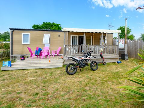 MOBILHOME 7 personnes - Premium  Jardin- 38.5m² - 3 chambres - 2 SDB - Bain Nordique