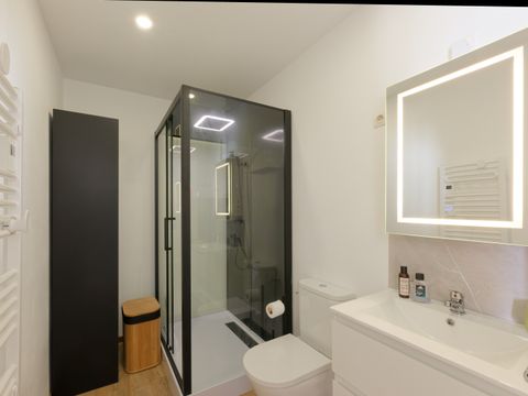 STUDIO 2 personnes - Sable -  Terrasse et SPA - 2 personnes