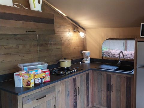Tente en toile et en bois 5 personnes - Lodge sur pilotis Confort+ 46m²