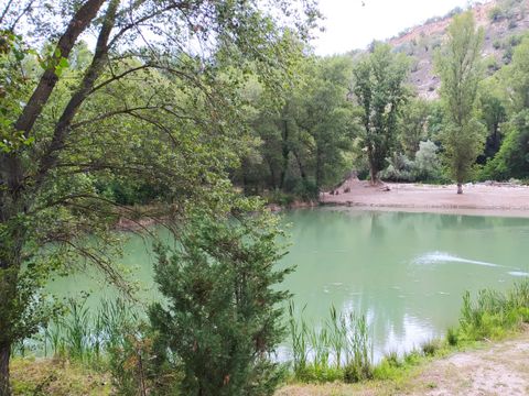 Tente en toile et en bois 5 personnes - Lodge sur pilotis Confort+ 46m²