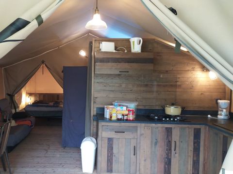 Tente en toile et en bois 5 personnes - Lodge sur pilotis Confort+ 46m²