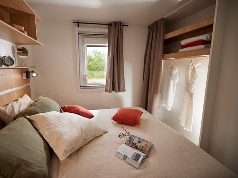 Mobilhome 7 personnes - Mobil-home 35m² Premium (3 chambres) + Terrasse + LV + TV + Clim