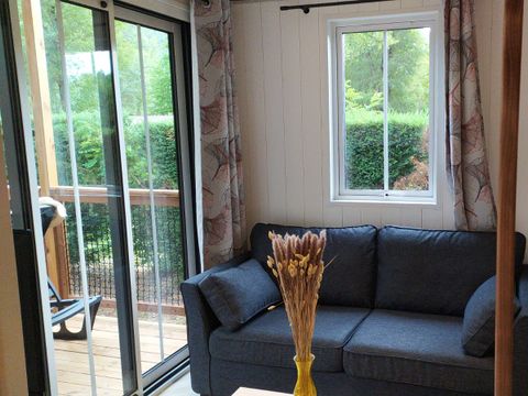 Chalet 6 personnes - Badiane Premium - 35m² - 2 chambres - Terrasse 19m² - Lave vaisselle - TV - 2 salles de bain - Clim