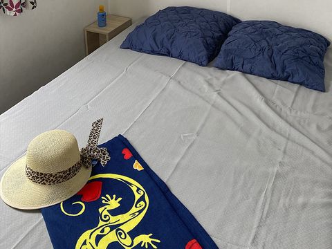 MOBILHOME 4 personnes - 2 chambres (dimanche) - CLIM