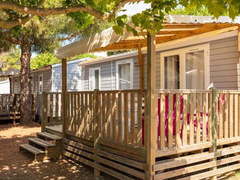 Mobilhome 4 personnes - Grand Confort TV Clim - 2 chambres - 4 personnes