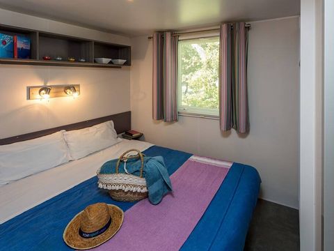MOBILHOME 6 personnes - Classic | 2 Ch. | 4/6 Pers. | Terrasse surélevée | 1 SDB | TV