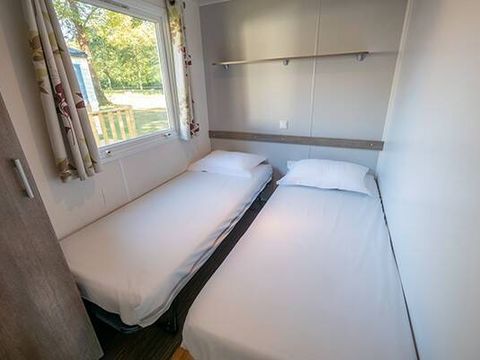 MOBILHOME 6 personnes - Mobil-home | Comfort | 3 Ch. | 6 Pers. | Terrasse surélevée | 1 SDB
