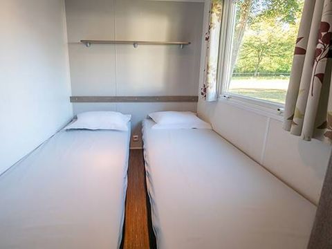 MOBILHOME 6 personnes - Mobil-home | Comfort | 3 Ch. | 6 Pers. | Terrasse surélevée | 1 SDB