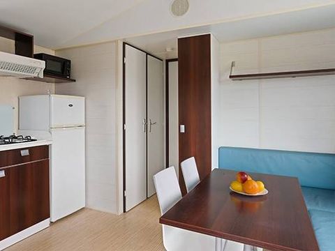 MOBILHOME 6 personnes - Classique | 2 chambres | 4/6 pers. | Terrasse simple | 1 salle de bain | TV