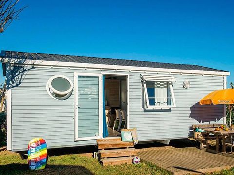 MOBILHOME 6 personnes - Classic | 2 Ch. | 4/6 Pers. | Terrasse Simple | 1 SDB
