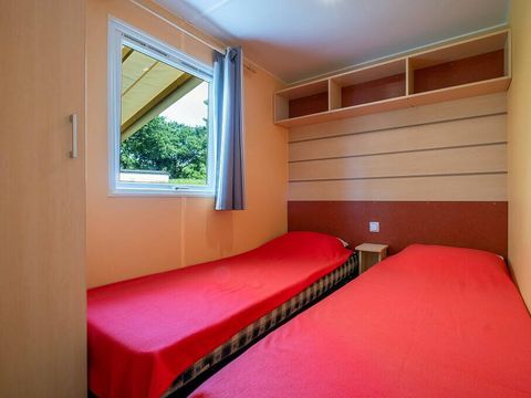 MOBILHOME 6 personnes - Classique | 3 Chambres | 6 Couchages | Petite Terrasse | 1 Salle de bain MOBILHOME 6 personnes - Classique | 3 Chambres | 6 Couchages | Petite Terrasse | 1 Salle de bain