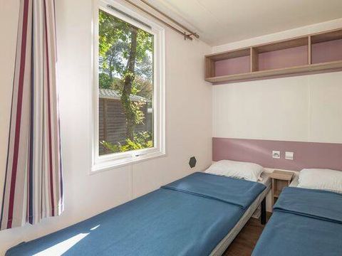 MOBILHOME 6 personnes - Mobil-home | Comfort | 2 Ch. | 4/6 Pers. | *Terrasse surélevée* | 1 SDB | Clim. | TV