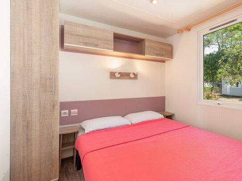 MOBILHOME 6 personnes - Mobil-home | Comfort | 2 Ch. | 4/6 Pers. | *Terrasse surélevée* | 1 SDB | Clim. | TV