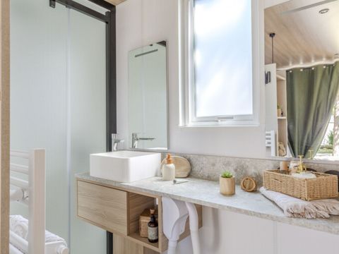 MOBILHOME 4 personnes - Cottage Palma 4 pers 2 Ch 2 Sdb avec spa Premium