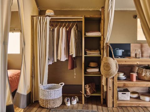 TENTE 4 personnes - Tente Lodge 4 pers 2 Ch 1 Sdb ***