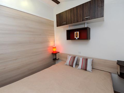 MOBILHOME 4 personnes - Classique 2 Chambres terrasse couverte