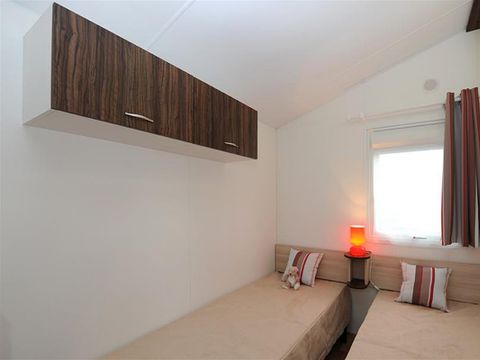 MOBILHOME 4 personnes - Classique 2 Chambres terrasse couverte