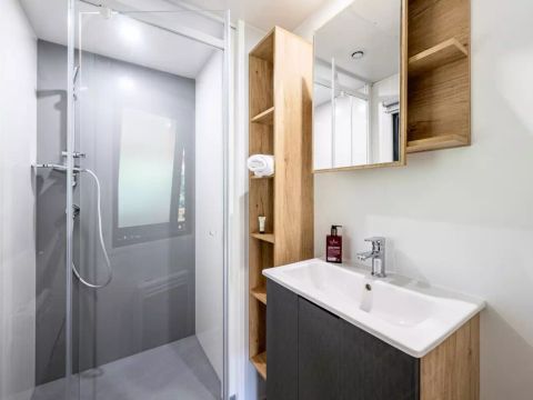 MOBILHOME 6 personnes - Premium 4 Pièces 6 Personnes Climatisé + TV