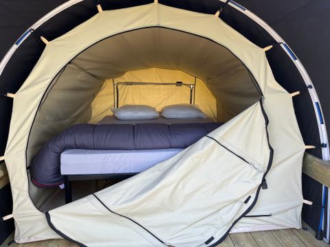Insolite 2 personnes - D’Tente DKbane 12m² INSOLITE - 1 chambre + terrasse (sans sanitaires)