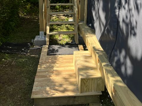 Insolite 2 personnes - D’Tente DKbane 12m² INSOLITE - 1 chambre + terrasse (sans sanitaires)