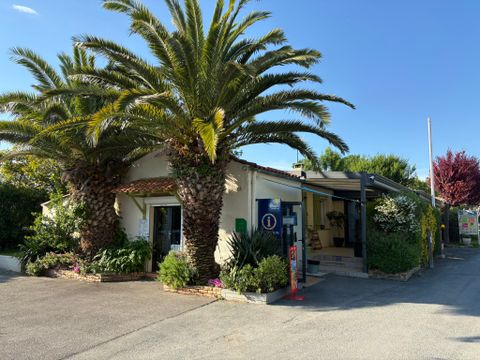 Flower Camping L'Abri-Côtier - Camping Charente-Maritime - Image N°2