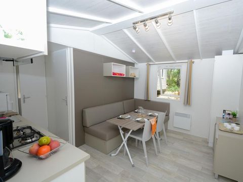 MOBILHOME 4 personnes - CONFORT MOBILHOME 4 personnes - CONFORT