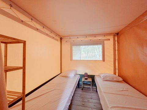 TENTE 4 personnes - équipée sans sanitaires