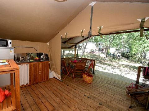 Tente en toile et en bois 5 personnes - SAFARI LODGE sans sanitaires
