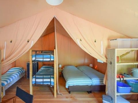 TENTE TOILE ET BOIS 5 personnes - LODGE NATURE 35 m²