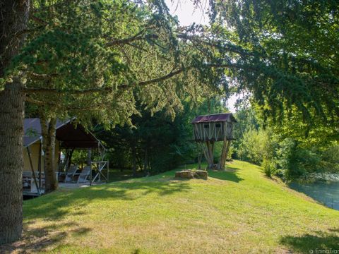 TENTE TOILE ET BOIS 5 personnes - LODGE VIP 55 m²