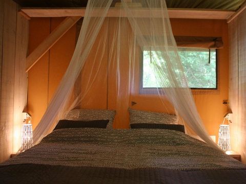 TENTE TOILE ET BOIS 5 personnes - LODGE VIP 55 m²