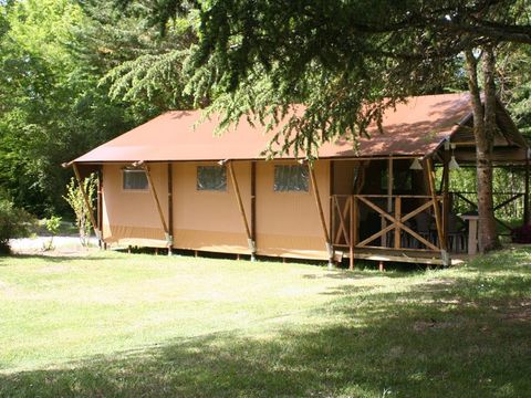 TENTE TOILE ET BOIS 5 personnes - LODGE VIP 55 m²