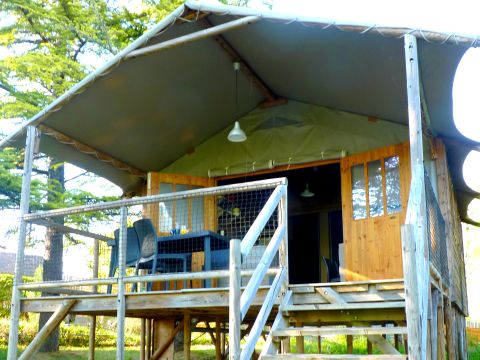 HÉBERGEMENT INSOLITE 6 personnes - CABANE SUR PILOTIS