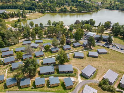 Village Vacances Bel-Air Village Les Demeures du Lac - Camping Puy-de-Dôme - Image N°14