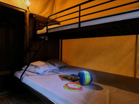 LODGE 5 personnes - LODGE COSY (SANS SANITAIRES)