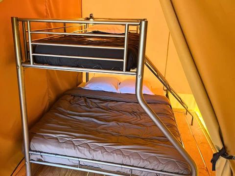 BUNGALOW TOILÉ 5 personnes - 3 Pièces 5 Personnes Sans Sanitaires