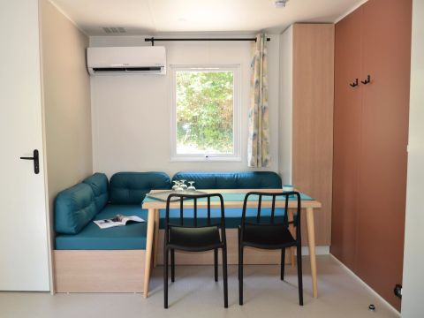 MOBILHOME 4 personnes - Premium 3 Pièces 4 Personnes Climatisé + TV