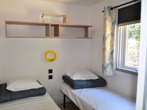 MOBILHOME 4 personnes - Premium 3 Pièces 4 Personnes Climatisé + TV