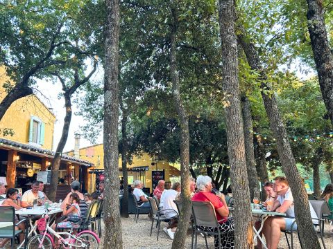 Camping Domaine des Chênes Blancs Pausado - Camping Vaucluse