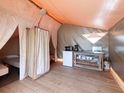 TENTE 4 personnes - Lodge Canada non sanitarisé 2 Chambres 4 Personnes