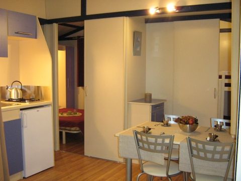 CHALET 4 personnes - STANDARD NEMO 20m²  2 chambres - terrasse semi-couverte