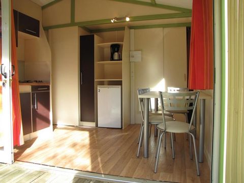 CHALET 4 personnes - STANDARD NEMO 20m²  2 chambres - terrasse semi-couverte