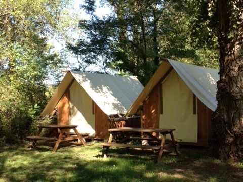 Tente en toile et en bois 2 personnes - Tente TIPIC aménagée avec 2 lits